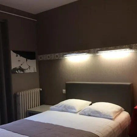 Berthelot Hotel